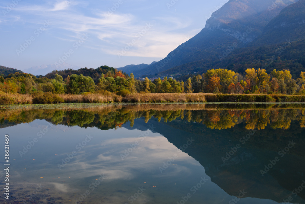Fototapeta premium Lake Reflections