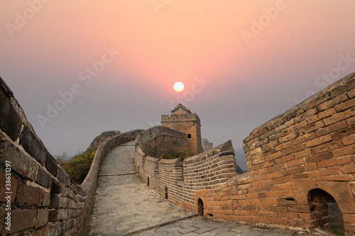 Valokuvatapetti the great wall of china at sunrise