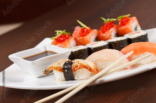 sushi on the plate