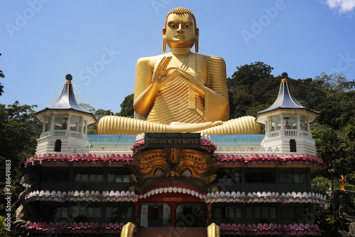 Goldem Temple in Bandulla