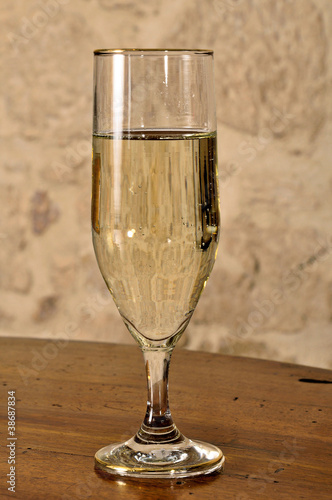 vino bianco flute