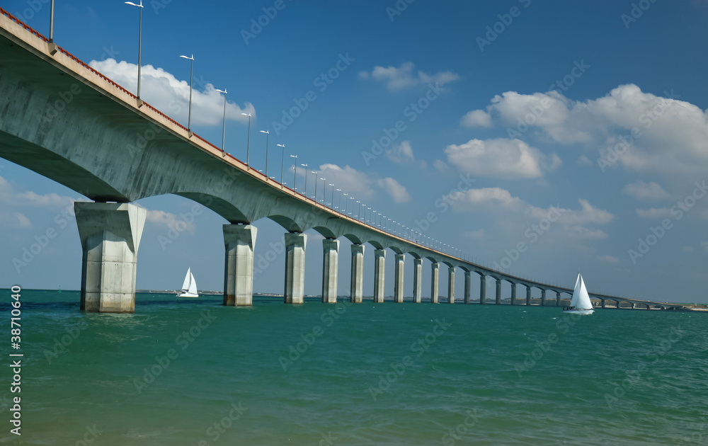 pont de l'ile de ré Stock Photo | Adobe Stock