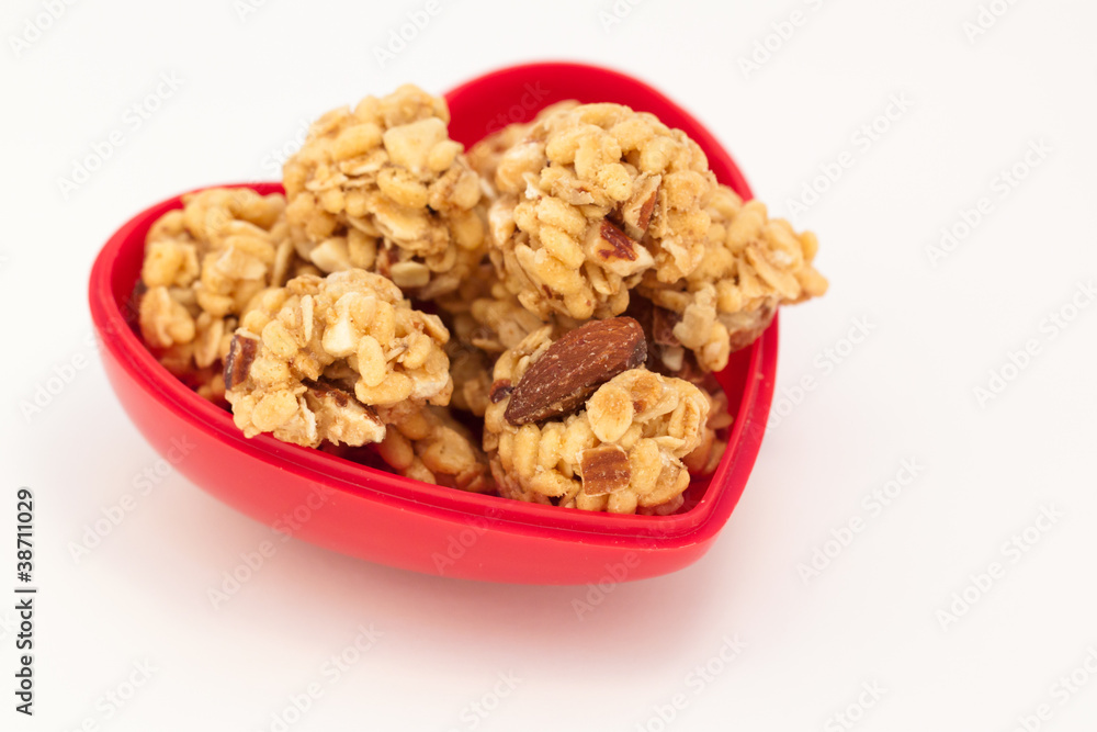 Roasted almonds, granola and a touch of honey Roasted almonds, granola and a touch of honey