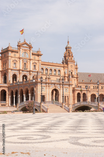 Main entrance of Plaza de Espana in Seville © lev1977