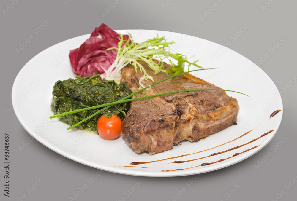 steak with vegetables