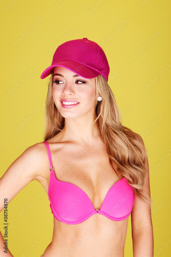 sexy blonde wearing pink bra foto de Stock | Adobe Stock