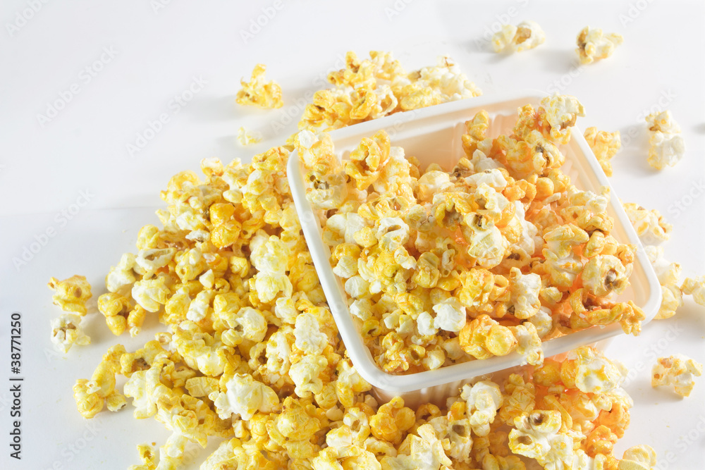 pop corn in caramel syrup in the box pop corn in caramel syrup in the box