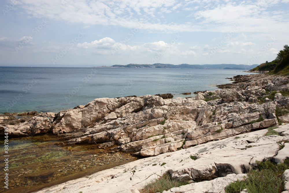 Felsiger Strand von Istrien, Kroatien
