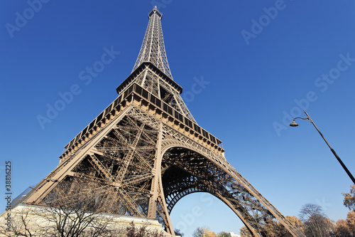The famous Eiffel tower © Frédéric Prochasson