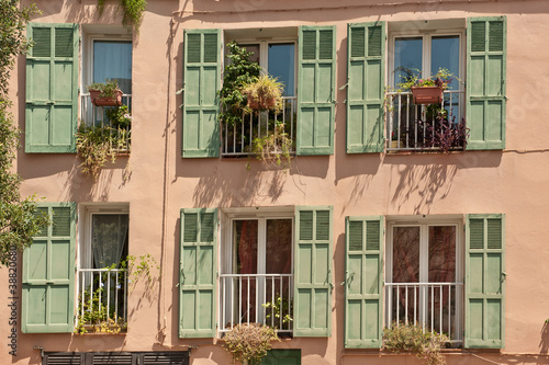 Fenster in Hyeres II
