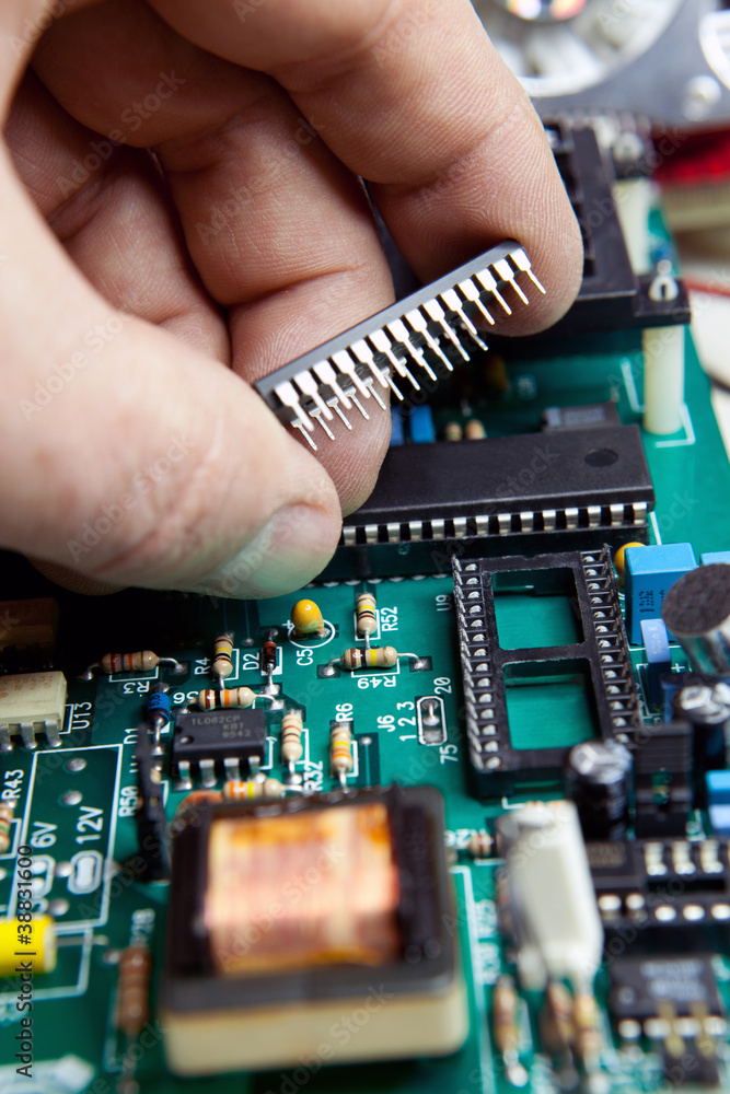 riparazione scheda elettronica