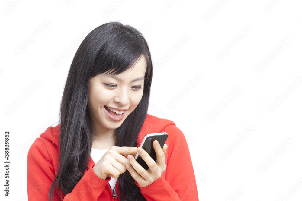 スマートフォンを使う女性 スマートフォンを使う女性
