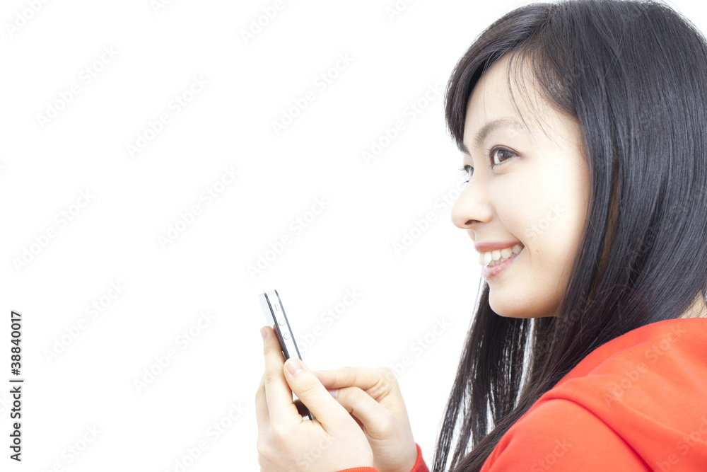 スマートフォンを使う女性 スマートフォンを使う女性