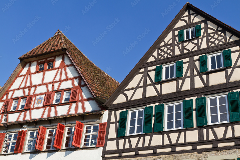 Fototapeta premium Historische Fachwerkhäuser in Schwäbisch Hall, Deutschland