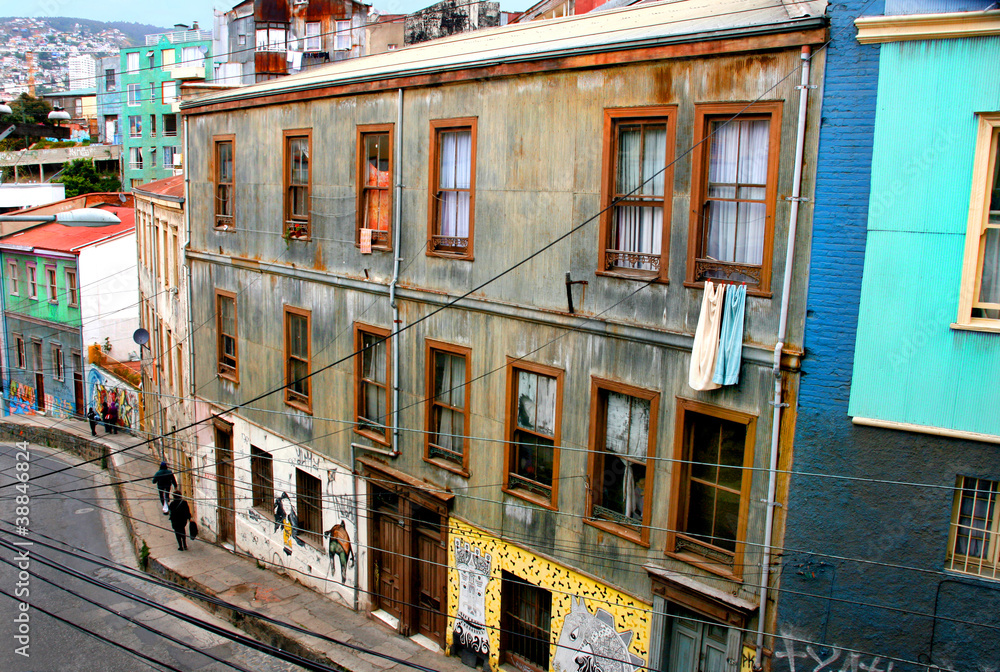 Gasse, Altstadt von Valparaiso / Chile