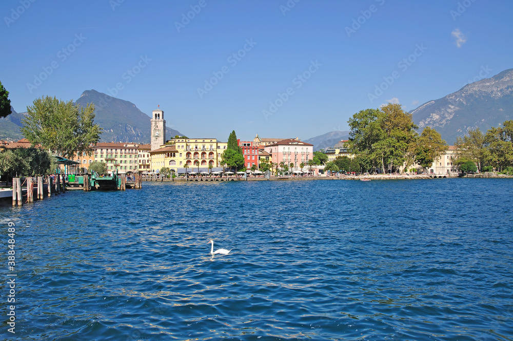 der beliebte Urlaubsort Riva del Garda am Gardasee