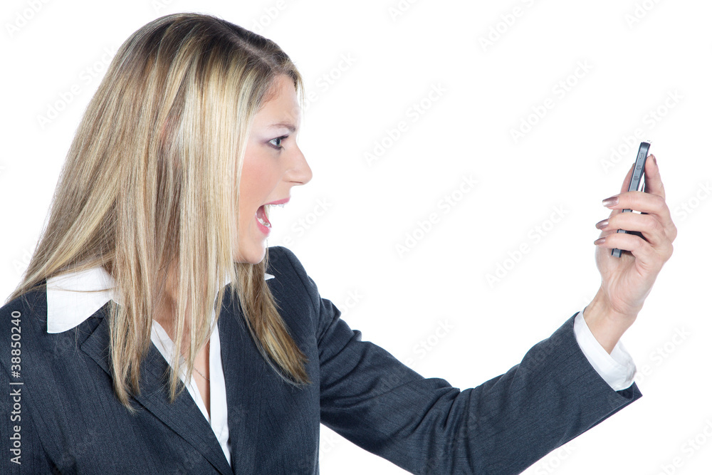 Schöne Frau mit Handy ist schockiert Porträt Schöne Frau mit Handy ist schockiert Porträt