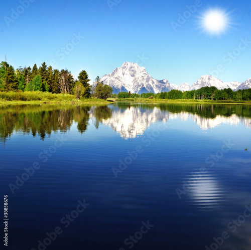 Beautiful Oxbow bend with background sun