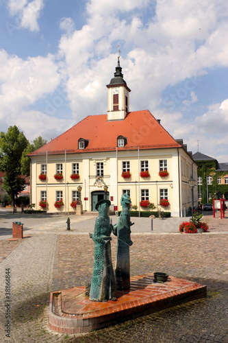 Brunnen vor Rathaus