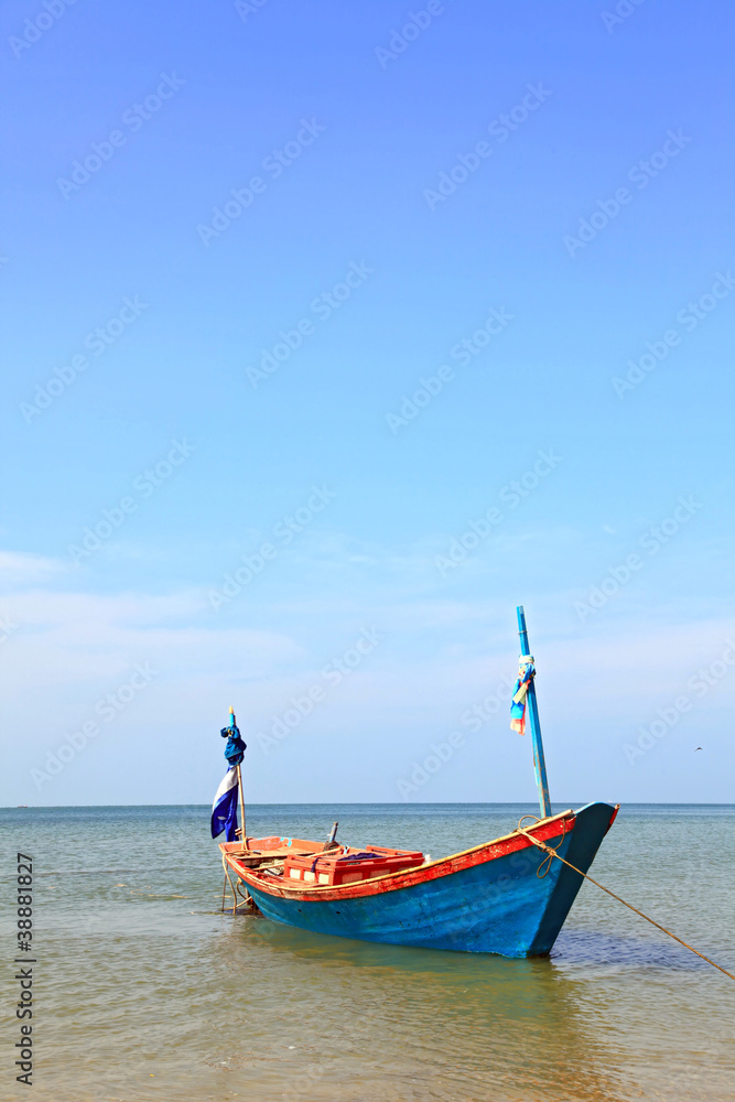 fisherman long tail boat