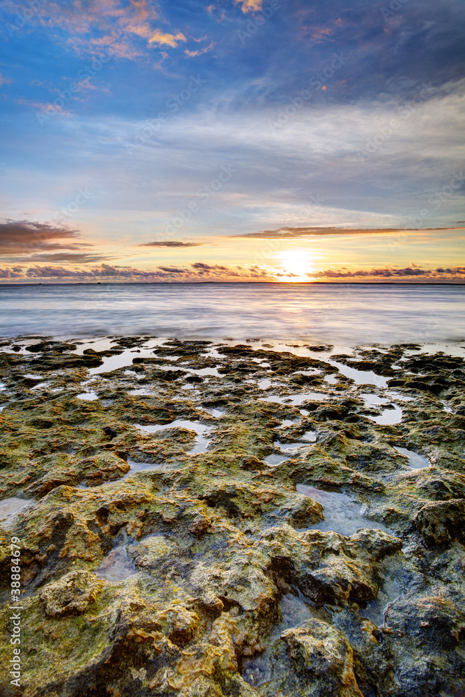 Crépuscule sur littoral réunionnais Crépuscule sur littoral réunionnais