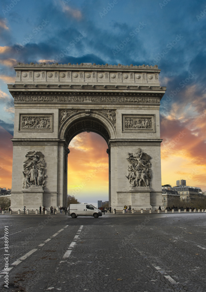 Colors of Sky over Triumph Arc, Paris