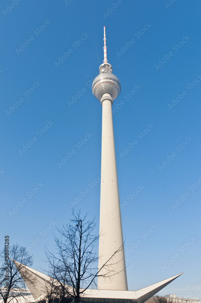 Obraz premium Fernsehturm in Berlin, Germany
