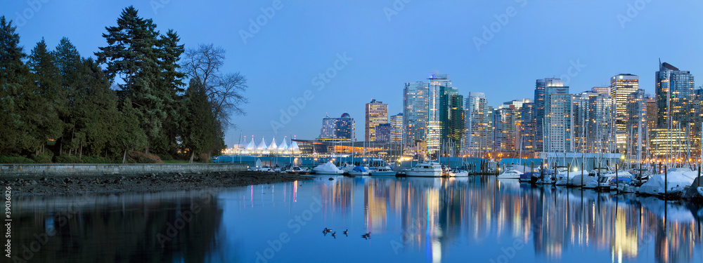Obraz premium Vancouver BC Skyline z Stanley Park