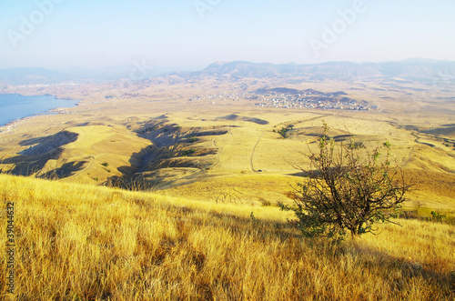 mountain landscape © Pakhnyushchyy