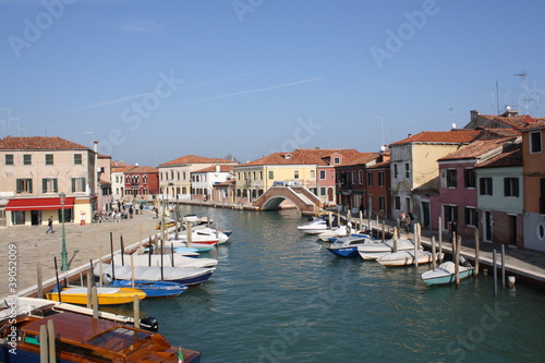 Canal in Murano © Pixmax