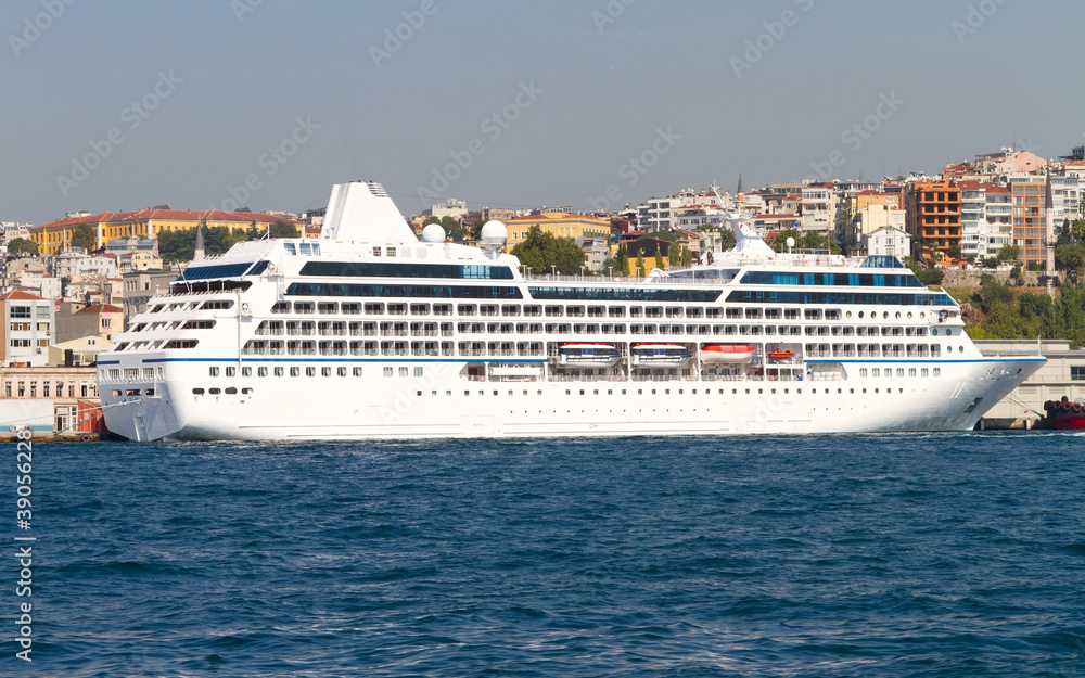 A Cruise in Istanbul