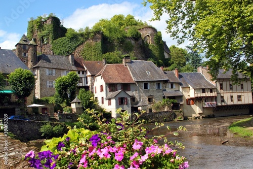 Ségur-le-Château (Corrèze)