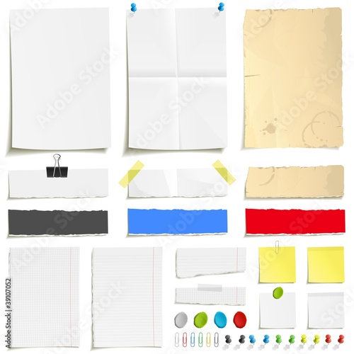 Paper and paperclip set