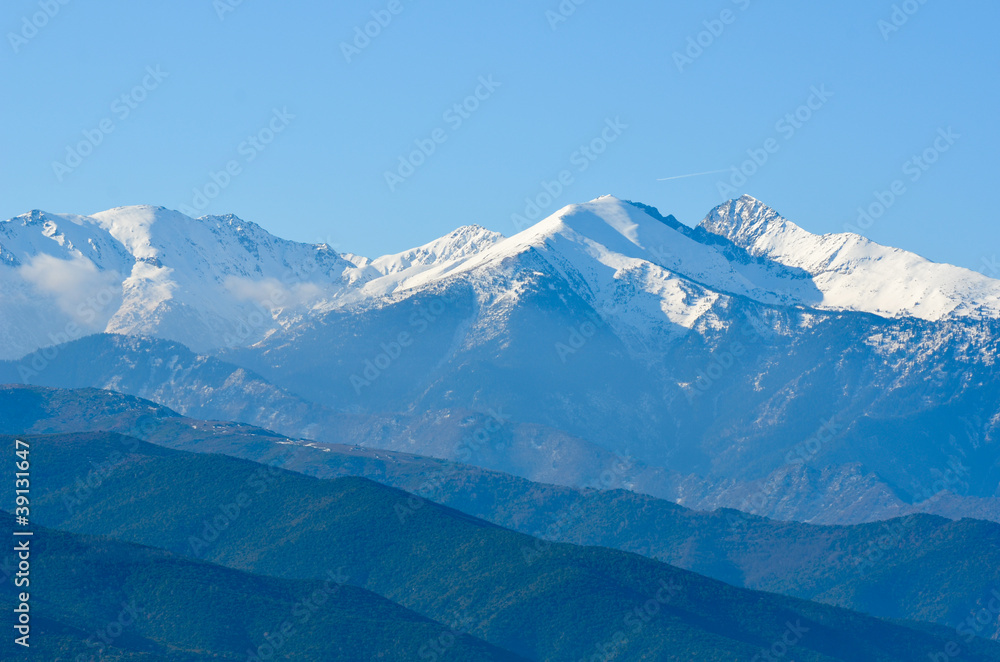 Obraz premium Canigou enneigé