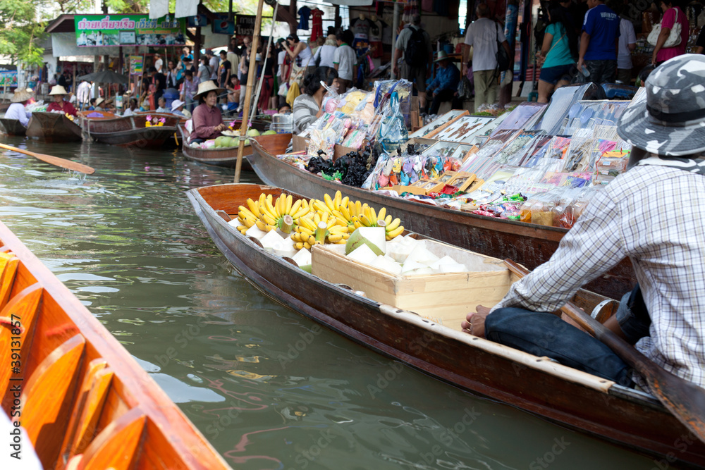 schwimmender Markt in Bangkok