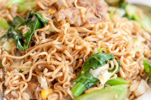 cooked instant noodles