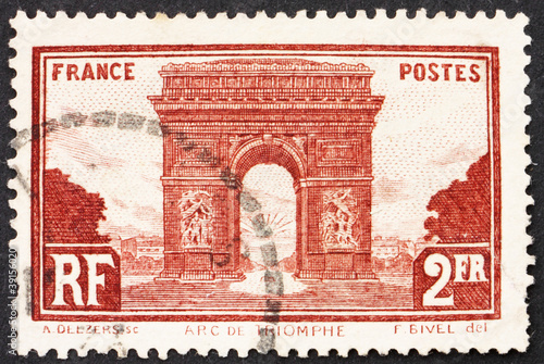 Postage stamp France 1931 Arc de Triomphe, Paris