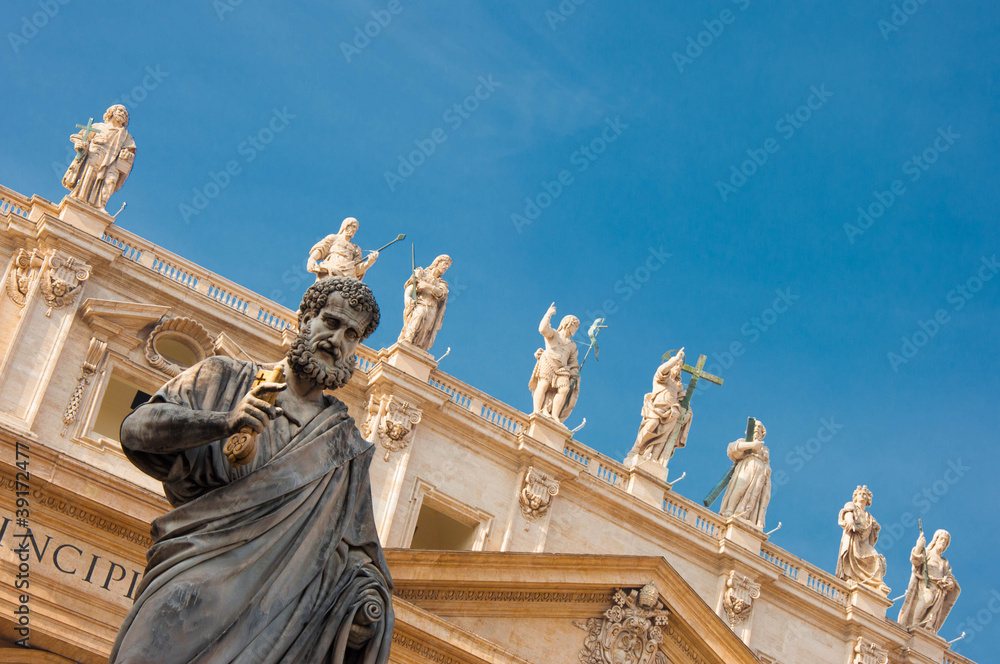 Obraz premium Saint Peter Holding a Key