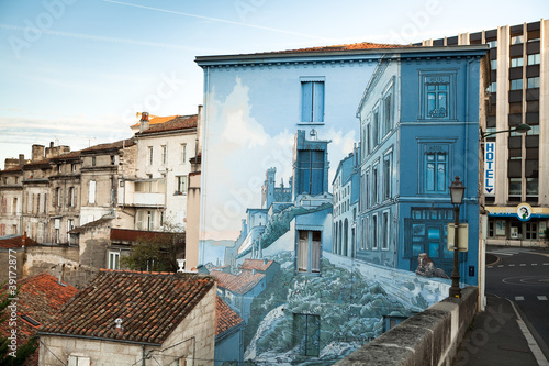 Hotel avec fresque à Angoulême