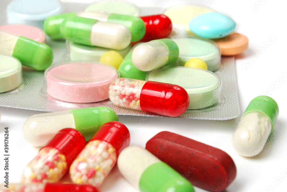 pills isolated on white background pills isolated on white background