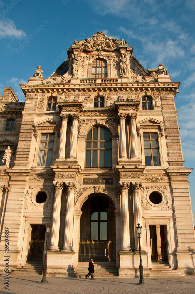 musée du Louvre à Paris pavillon turgot