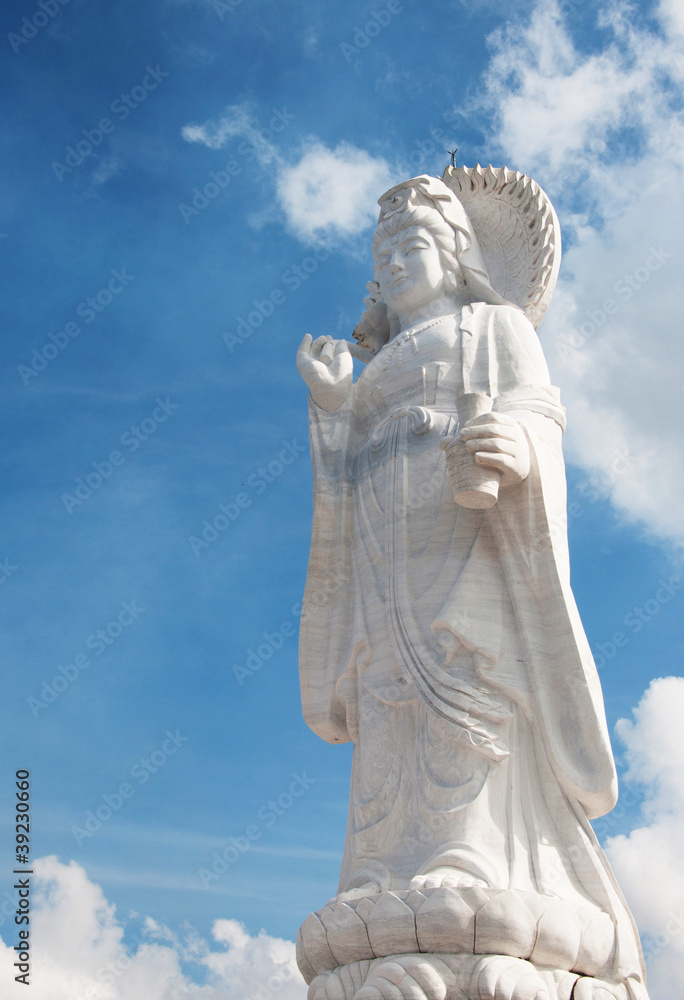 Fototapeta premium Guanyin statue