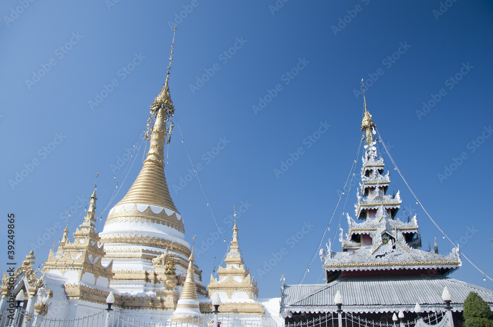 Thai temple in maehongson province, Thailand Thai temple in maehongson province, Thailand