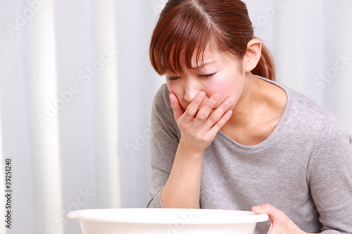 Fotografie vomiting woman