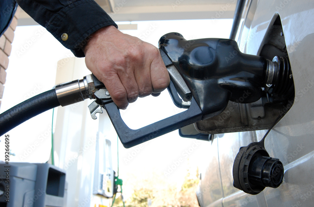 Fototapeta premium Filling gas tank