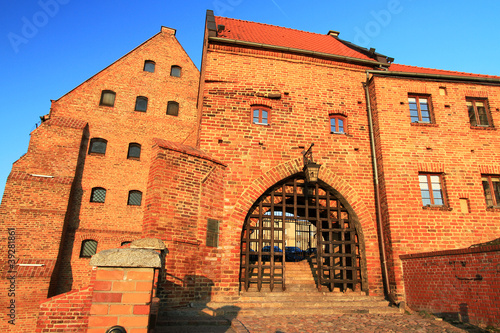 Water Gate to the old town in Grudziadz, Poland #39281861