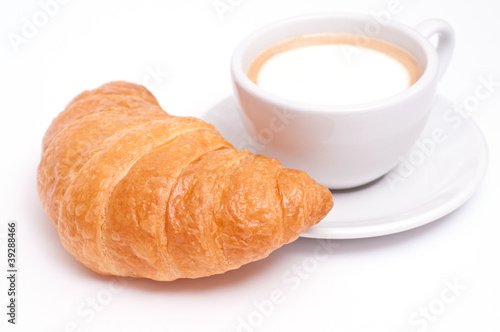 Cappuccino und Croissant