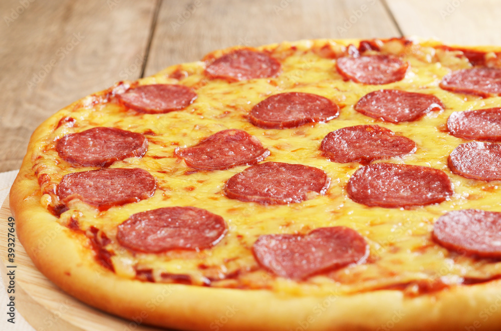 Pepperoni pizza Pepperoni pizza