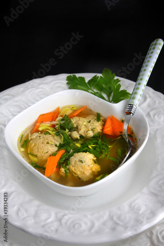 Brätnockerlsuppe
