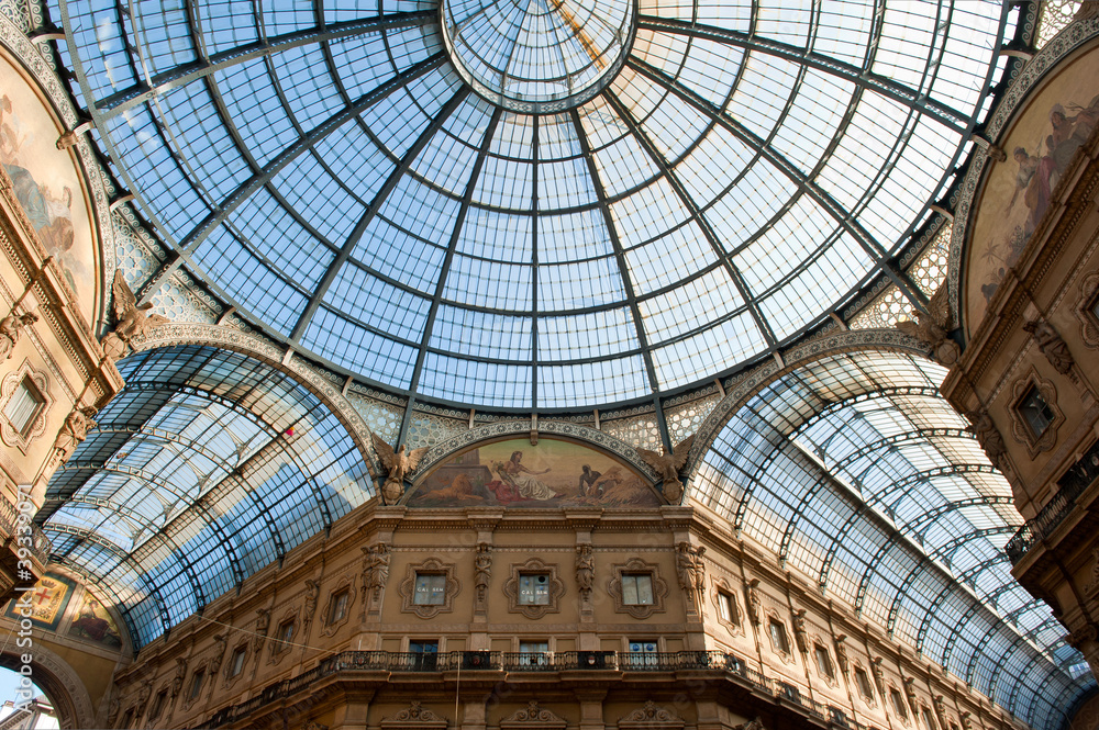 Vittorio Emanuele II shopping gallery. Milan, Italy.